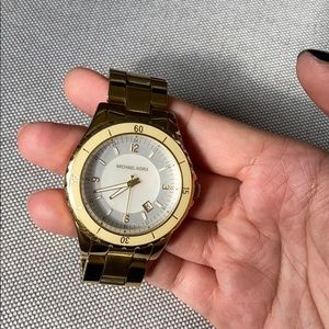 Good Michael Korea watch